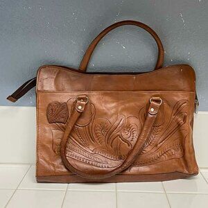Force Ten classic leather purse